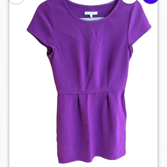 Broadway & Broome button back sheath dress.  Size 2. - Picture 4 of 12